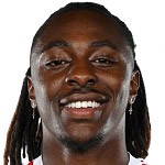  阿森纳主场占据优势；埃泽一击制胜领先勒沃库森。 体育新闻 阿森纳主场占据优势；埃泽一击制胜领先勒沃库森。 体育新闻