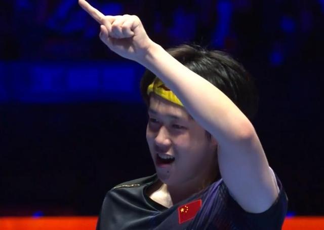  那个撑墙喘气的年轻人，让无数人在深夜里红了眼眶 情感心理