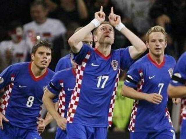  从威悉河到欧洲杯：肾移植球员的医学奇迹与技术解构 体育新闻