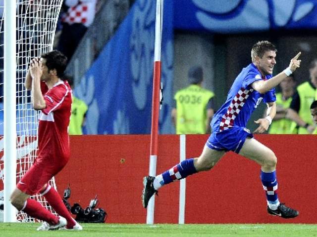  从威悉河到欧洲杯：肾移植球员的医学奇迹与技术解构 体育新闻