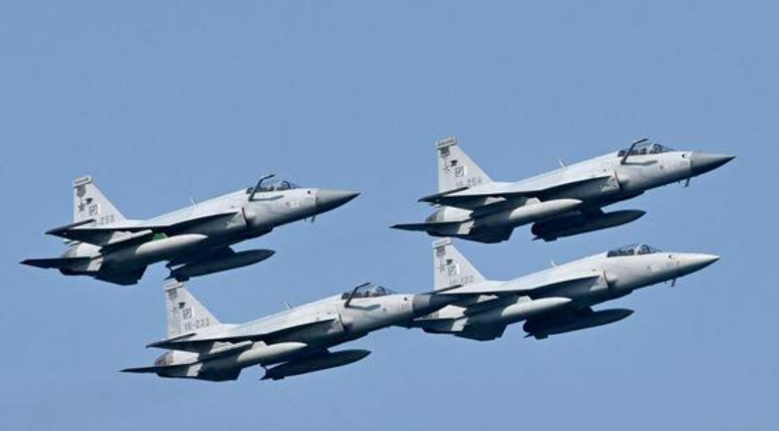  《“枭龙”Block3技术解码：KLJ-7A雷达与霹雳-15E组合如何重塑超视距空战规则》 新闻