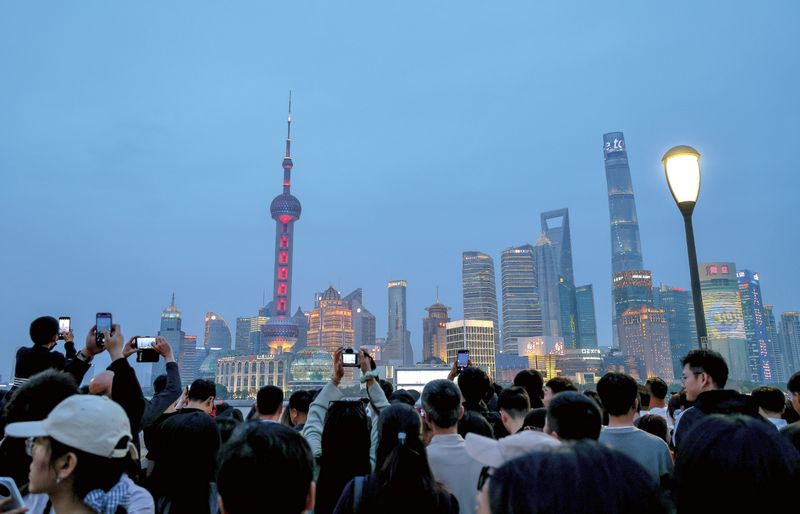  【技术解码】深港高铁千万客流量背后的运营逻辑与口岸革新 新闻