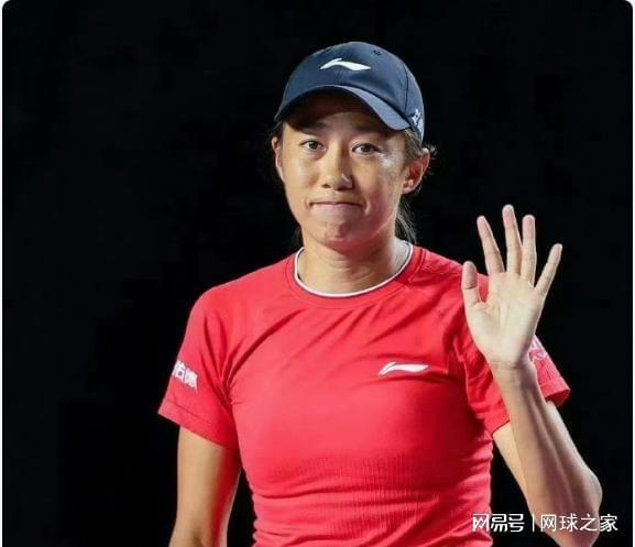  【技术深度】张帅林茨折戟：行李延误背后的训练断层与红土适应难题 体育新闻