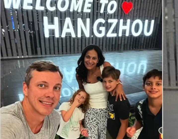 技术架构与社会治理的交汇：深夜快递自提系统运行机制深度解析