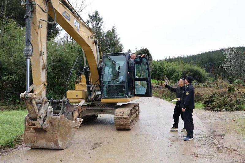  施秉县交通运输局：以系统化排查机制筑牢汛期道路安全防线 新闻 施秉县交通运输局：以系统化排查机制筑牢汛期道路安全防线 新闻