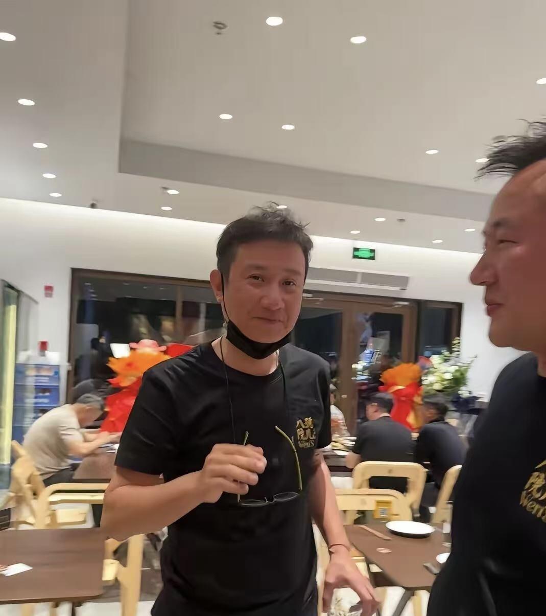 那枚戒指背后的温度：一个41岁男人重新出发的故事