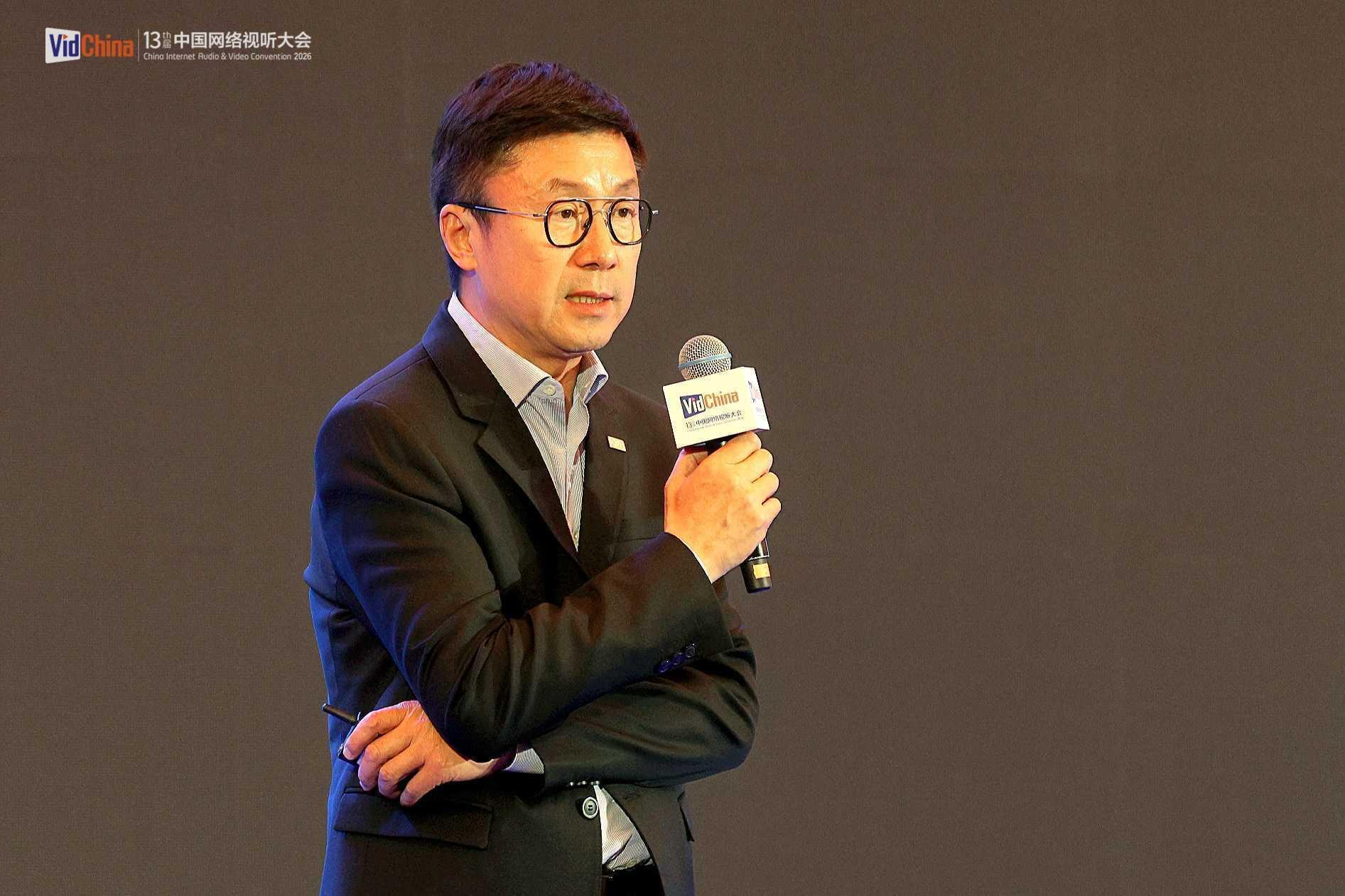  技术深潜：AI浪潮下网络视听产业的结构性重构与人的价值再定义 IT技术